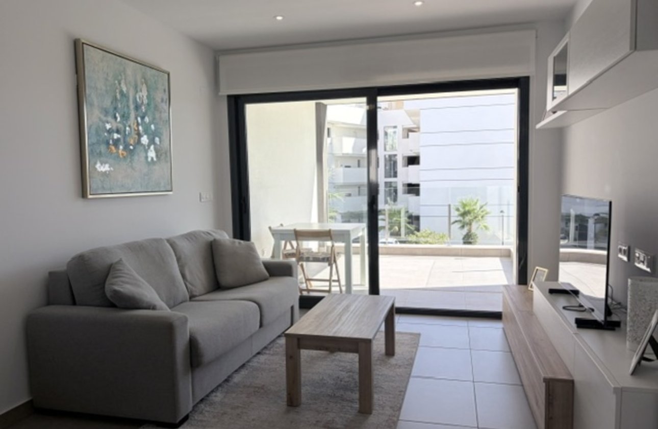 Resale - Apartment -
Villamartin - Costa Blanca