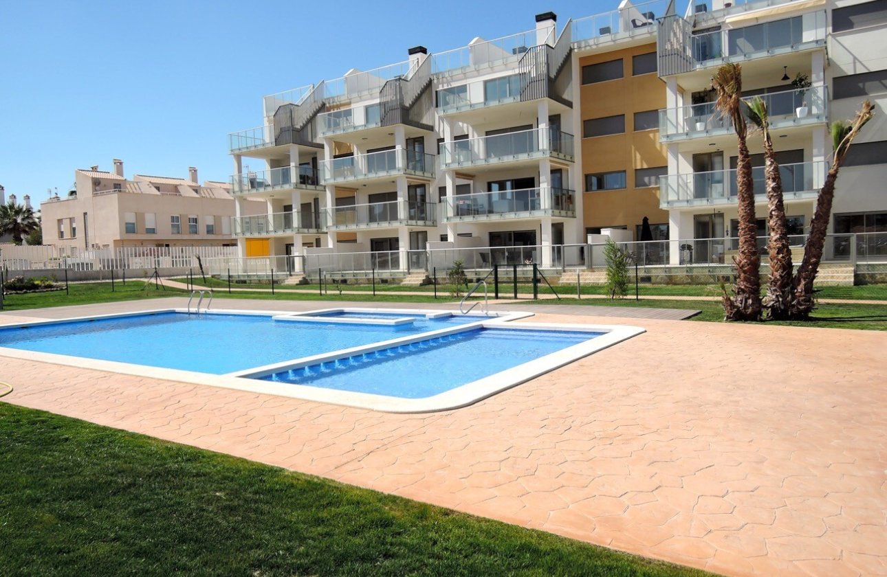 Resale - Apartment -
Villamartin
