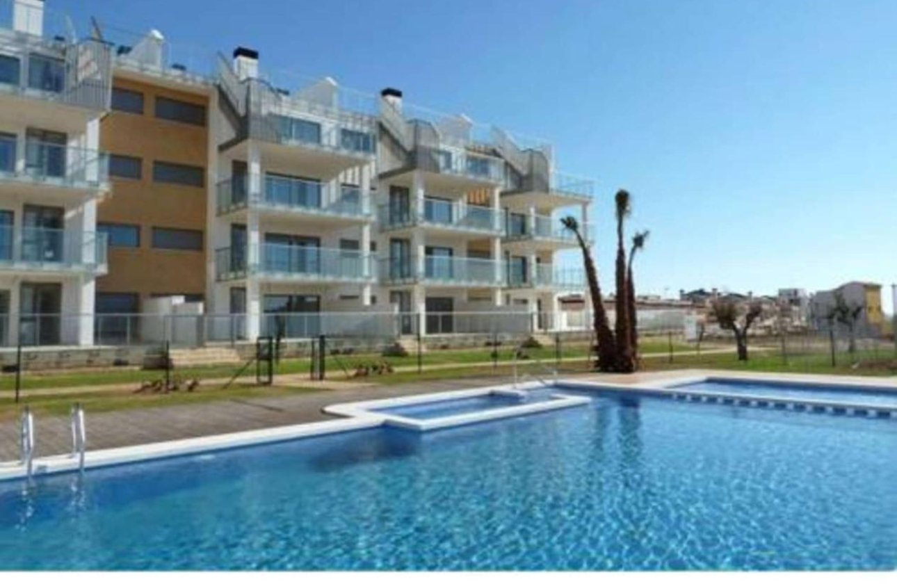 Resale - Apartment -
Villamartin