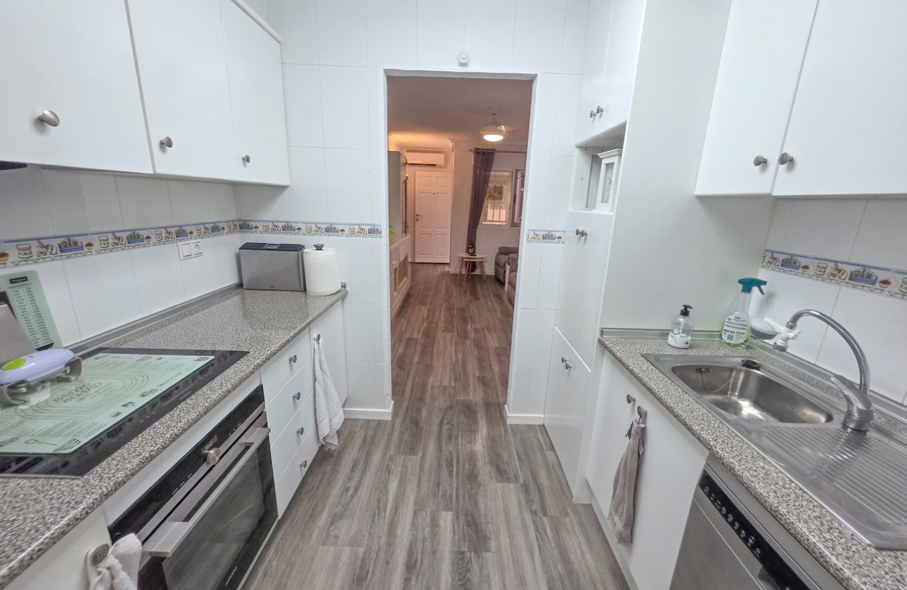 Resale - Apartment -
Vistabella Golf Entre Naranjos - Inland