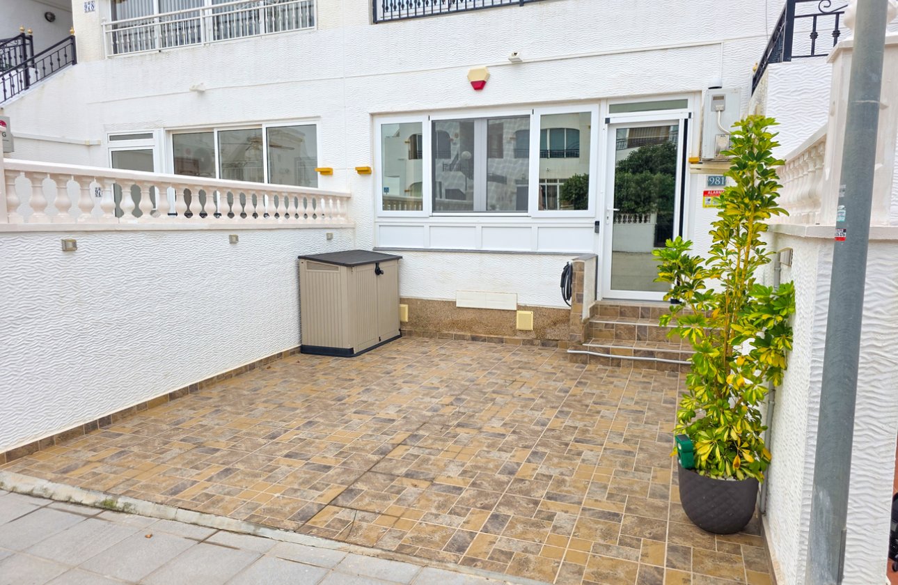 Resale - Apartment -
Vistabella Golf Entre Naranjos - Inland