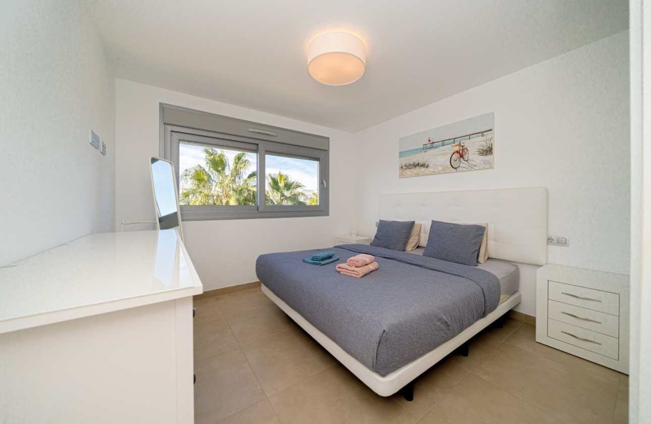 Resale - Apartment -
Vistabella Golf Entre Naranjos - Inland