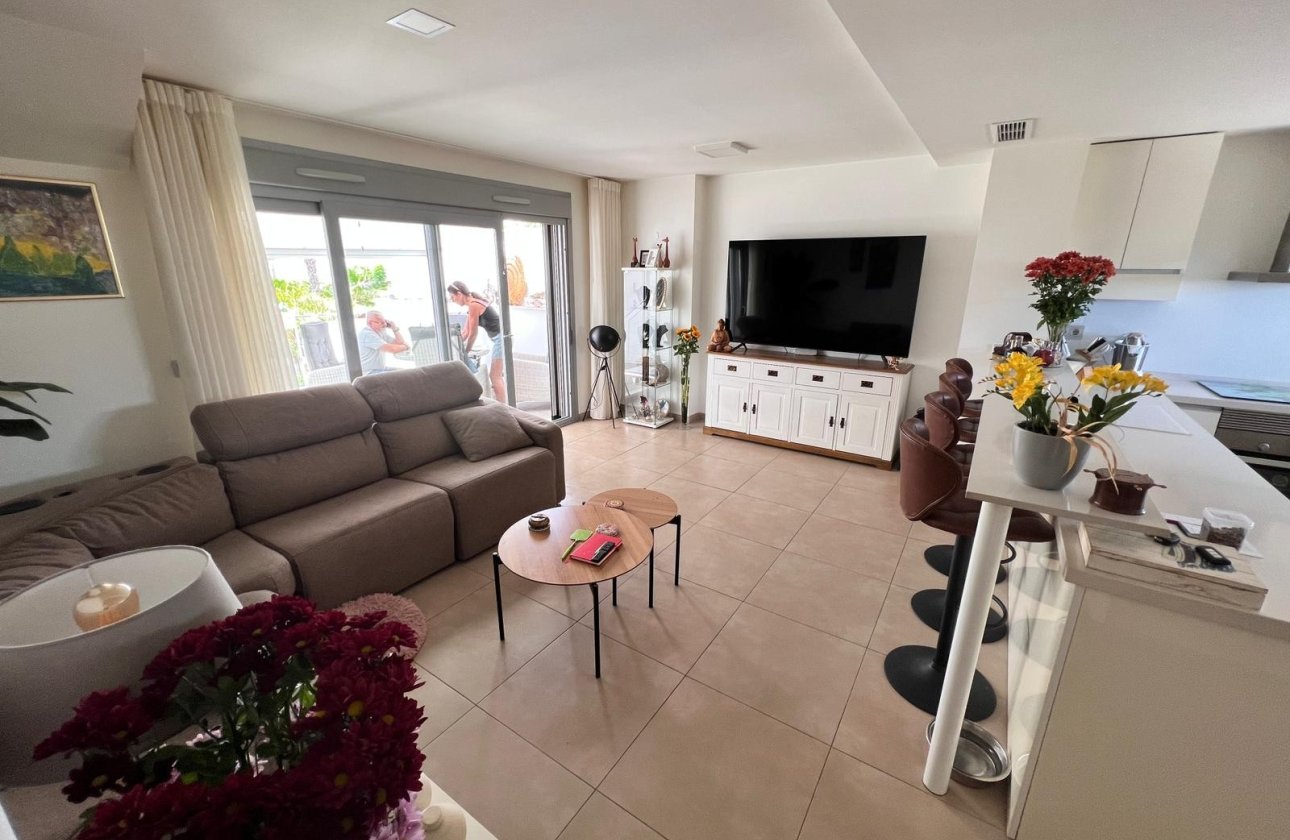 Resale - Apartment -
Vistabella Golf Entre Naranjos - Inland