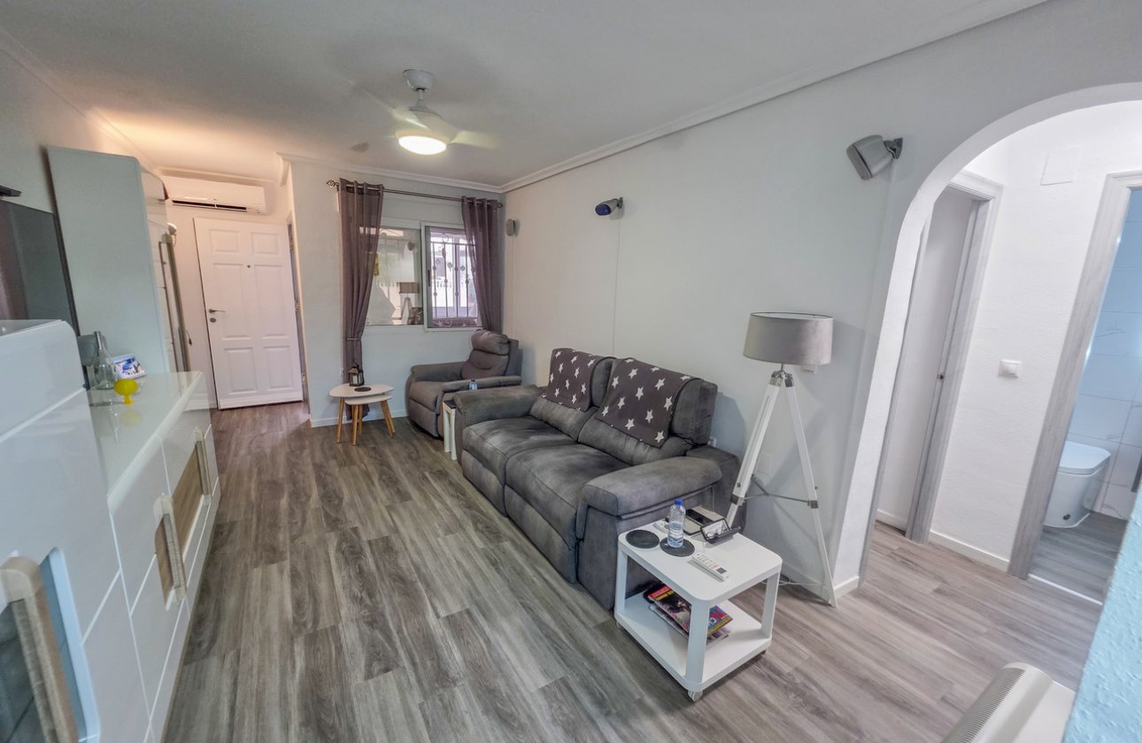 Resale - Apartment -
Vistabella Golf Entre Naranjos - Inland