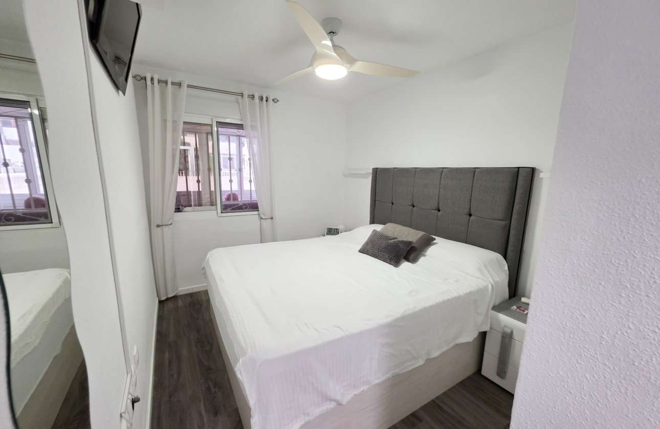 Resale - Apartment -
Vistabella Golf Entre Naranjos - Inland