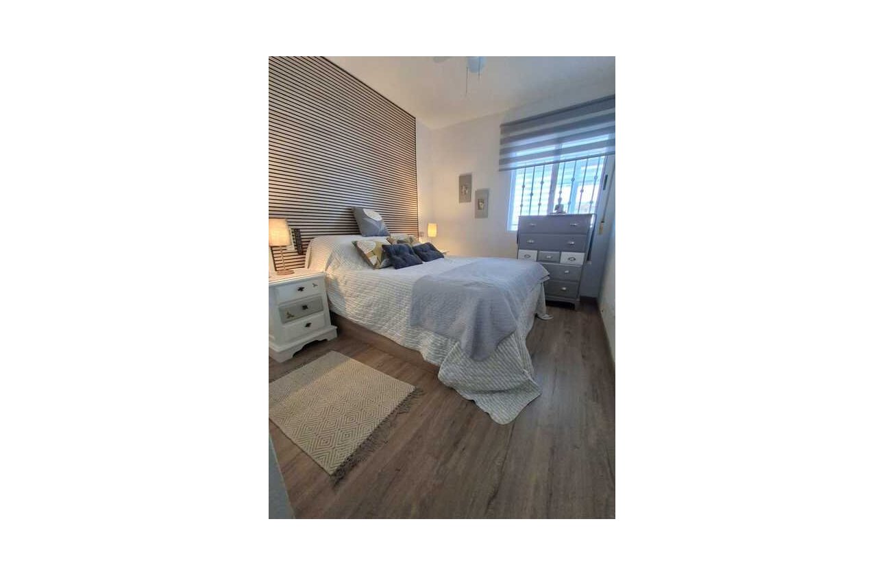 Resale - Apartment -
Vistabella Golf Entre Naranjos - Inland