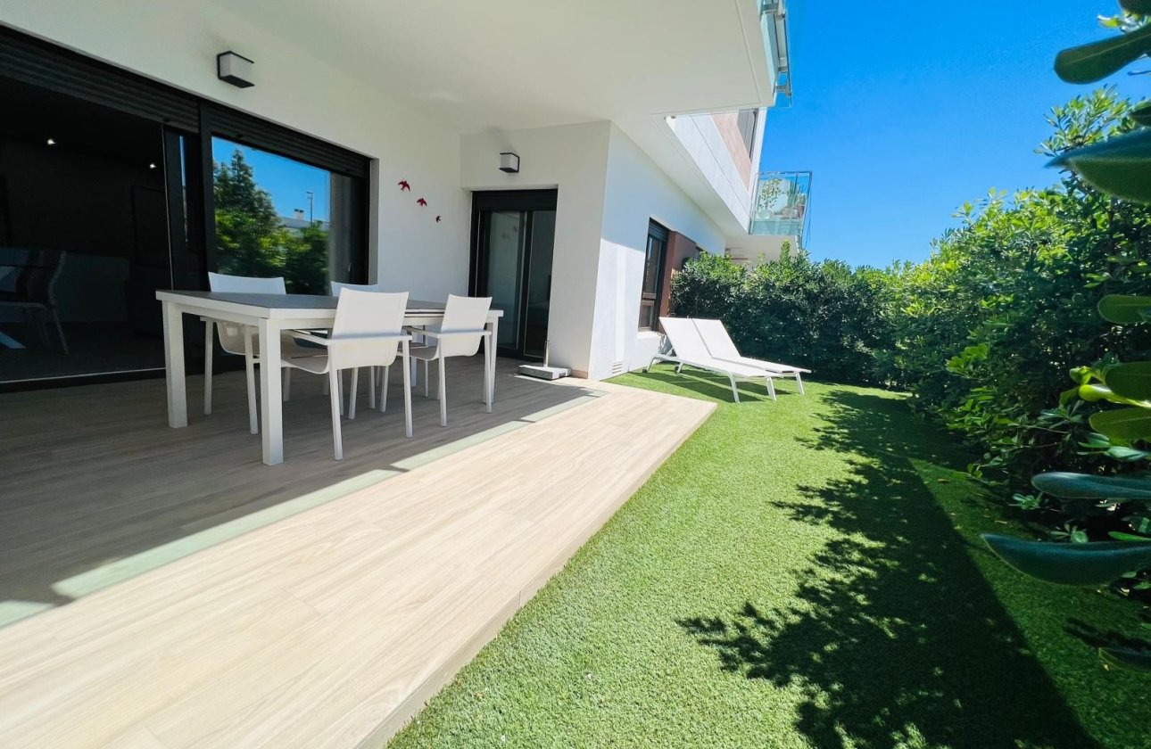 Resale - Apartment -
Vistabella Golf Entre Naranjos - Inland