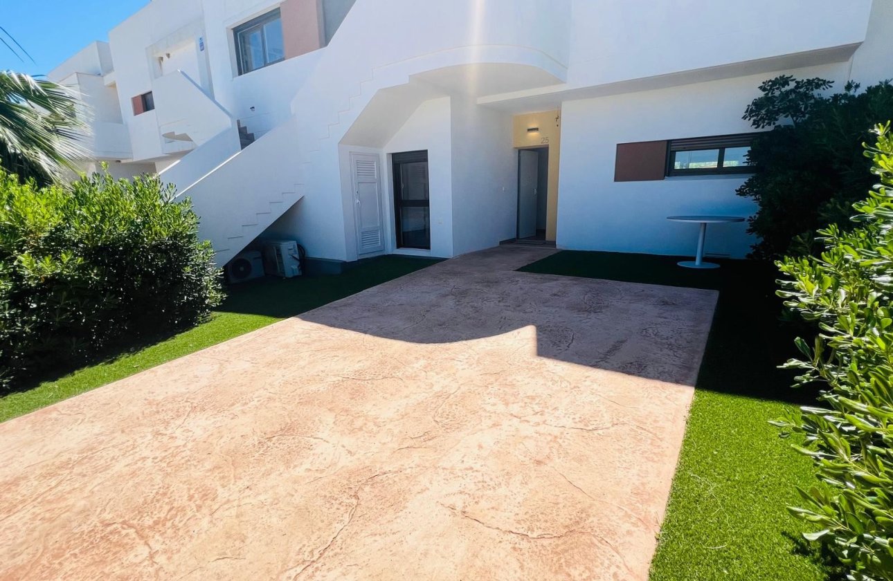 Resale - Apartment -
Vistabella Golf Entre Naranjos - Inland