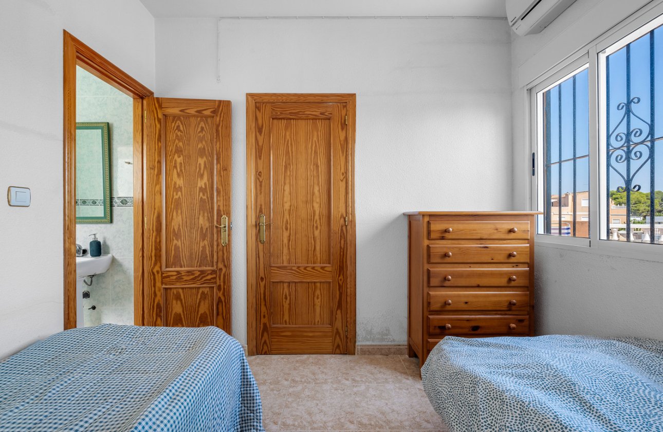 Resale - Bungalow -
Cabo Roig - Costa Blanca