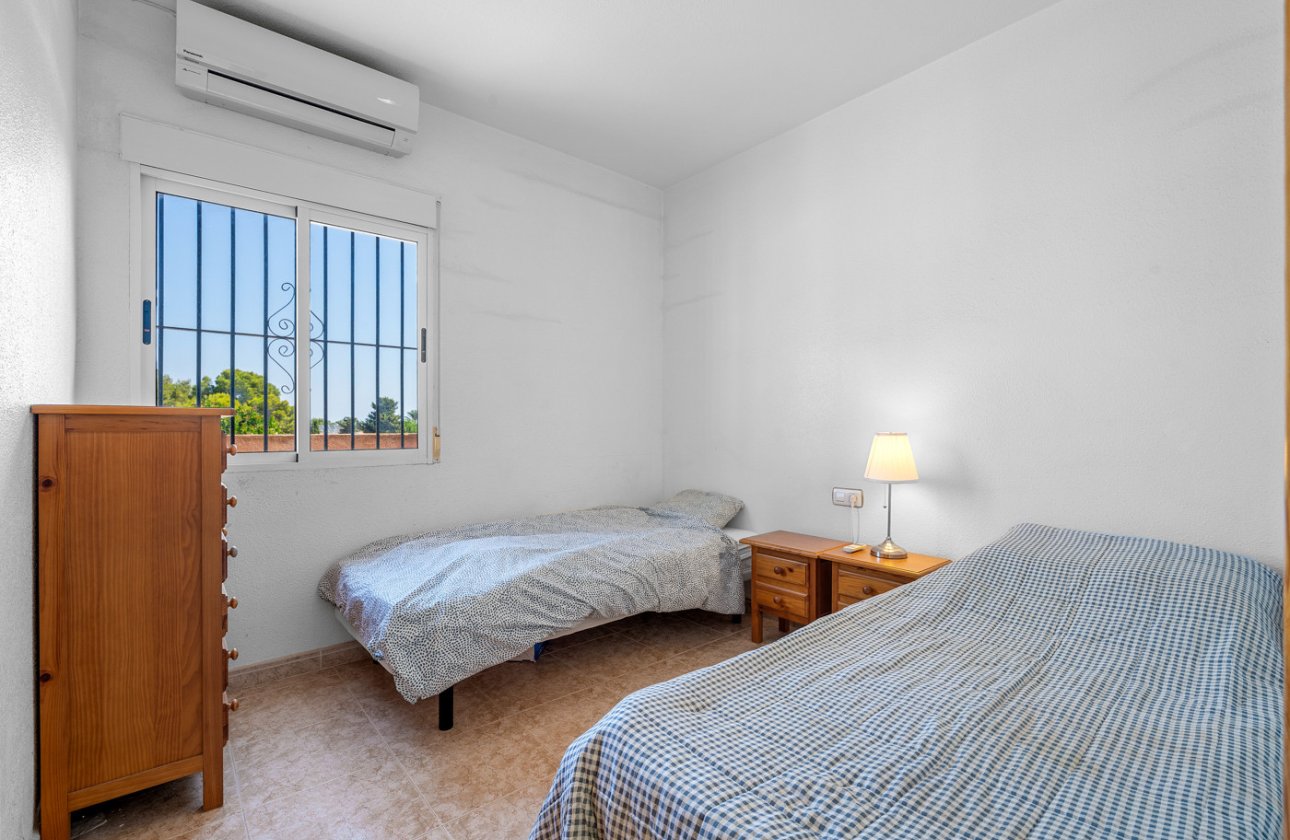 Resale - Bungalow -
Cabo Roig - Costa Blanca