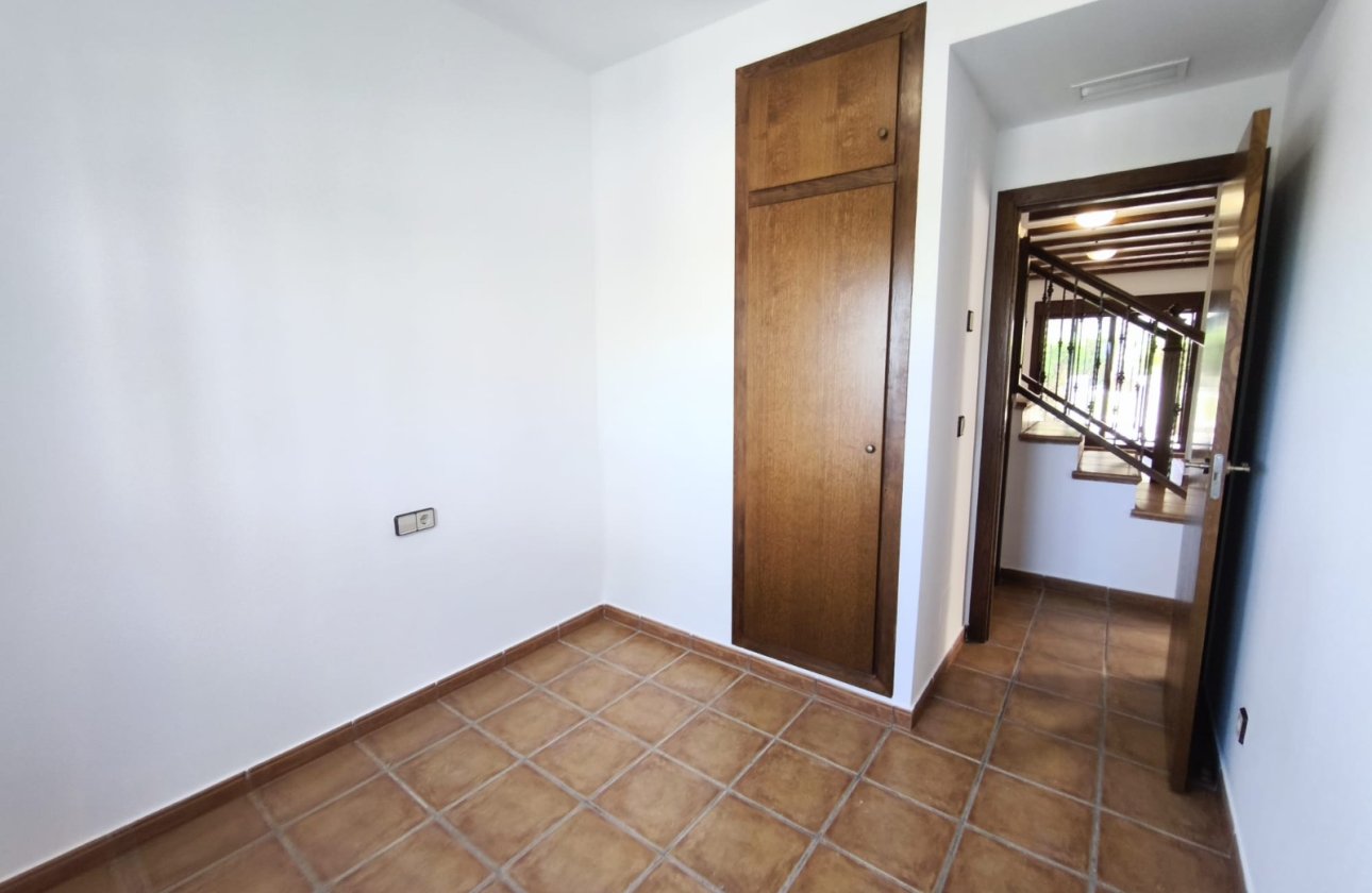 Resale - Bungalow -
La Finca Golf Resort - Inland