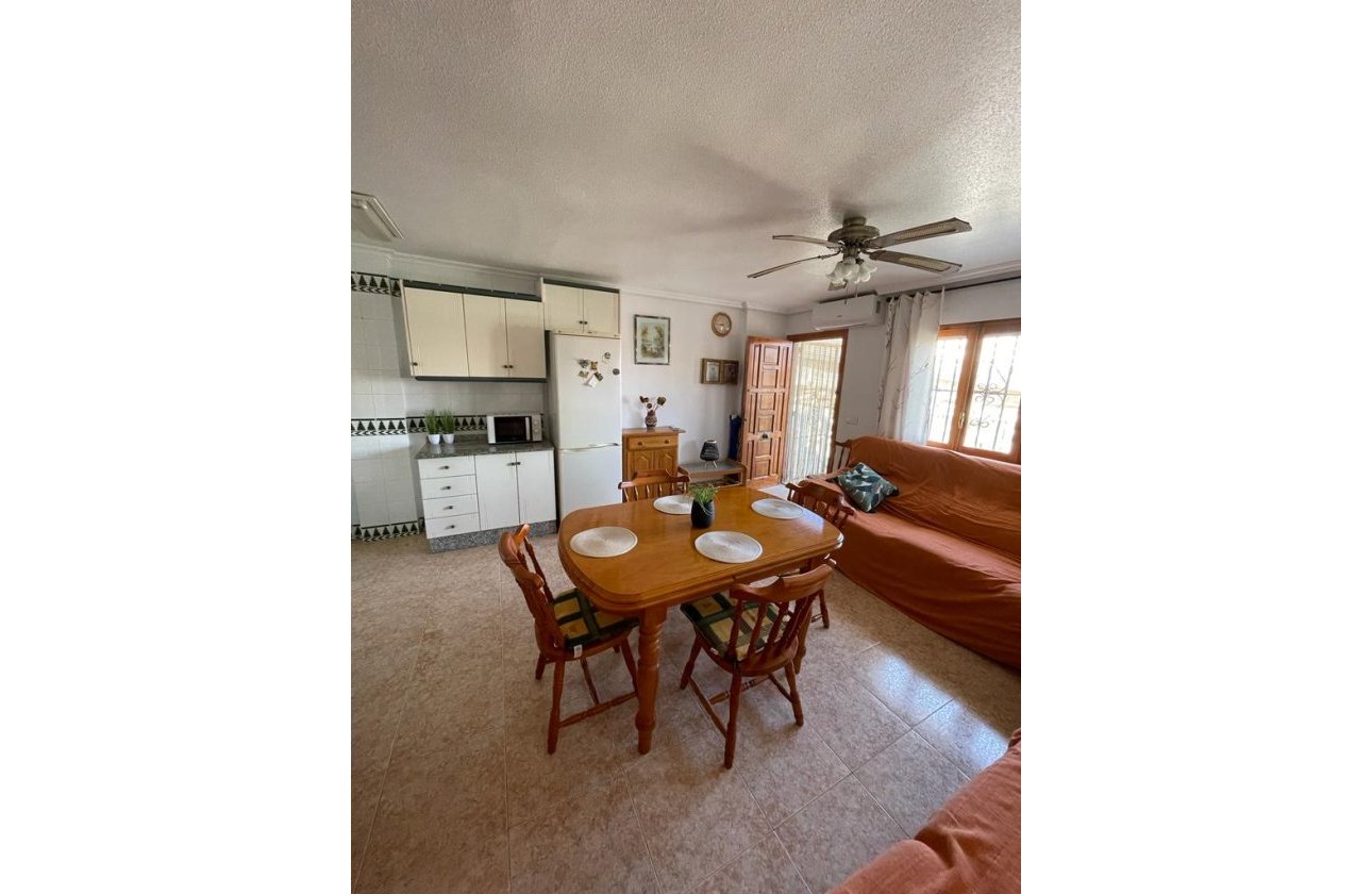 Resale - Bungalow -
La Mata - Costa Blanca