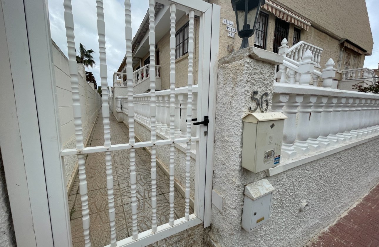 Resale - Bungalow -
La Mata - Costa Blanca