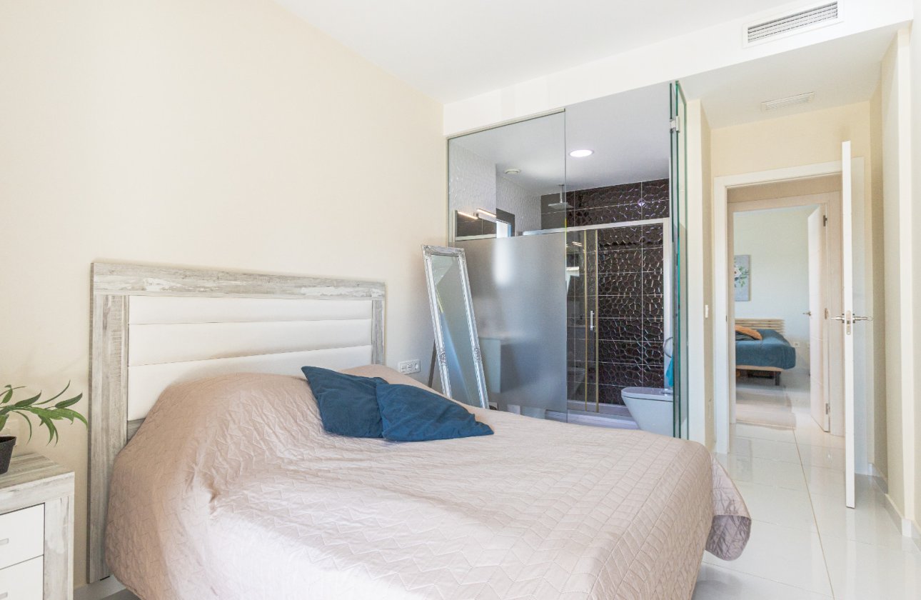 Resale - Bungalow -
Los Altos - Costa Blanca