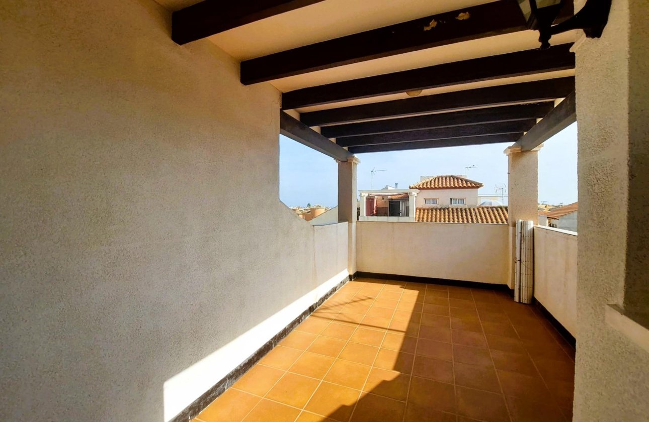 Resale - Bungalow -
Orihuela Costa - Costa Blanca