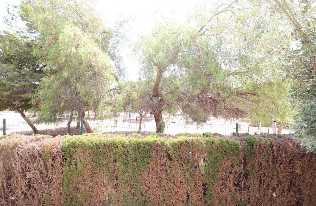 Resale - Bungalow -
Orihuela Costa - Costa Blanca