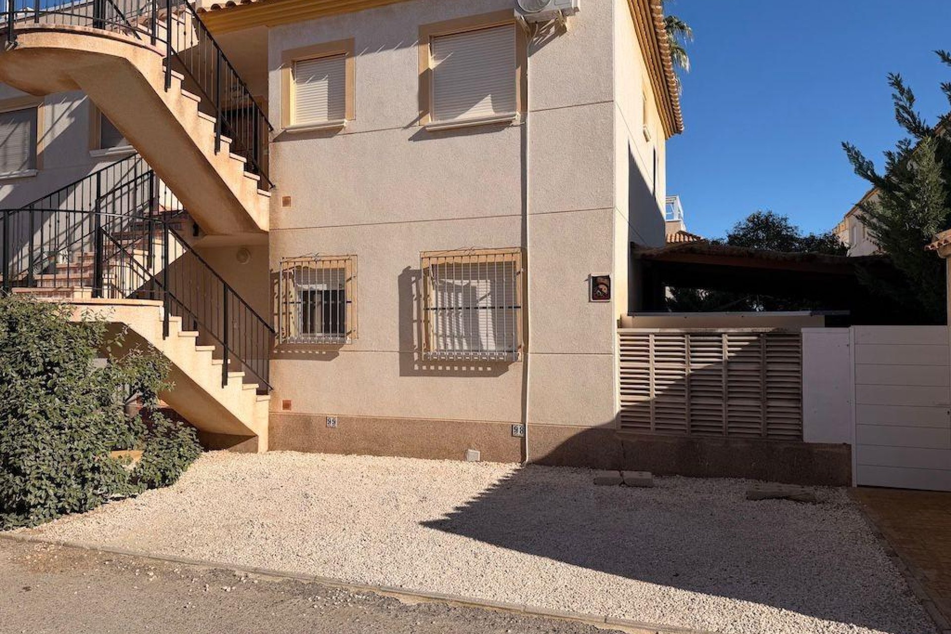 Resale - Bungalow -
Orihuela Costa - Costa Blanca