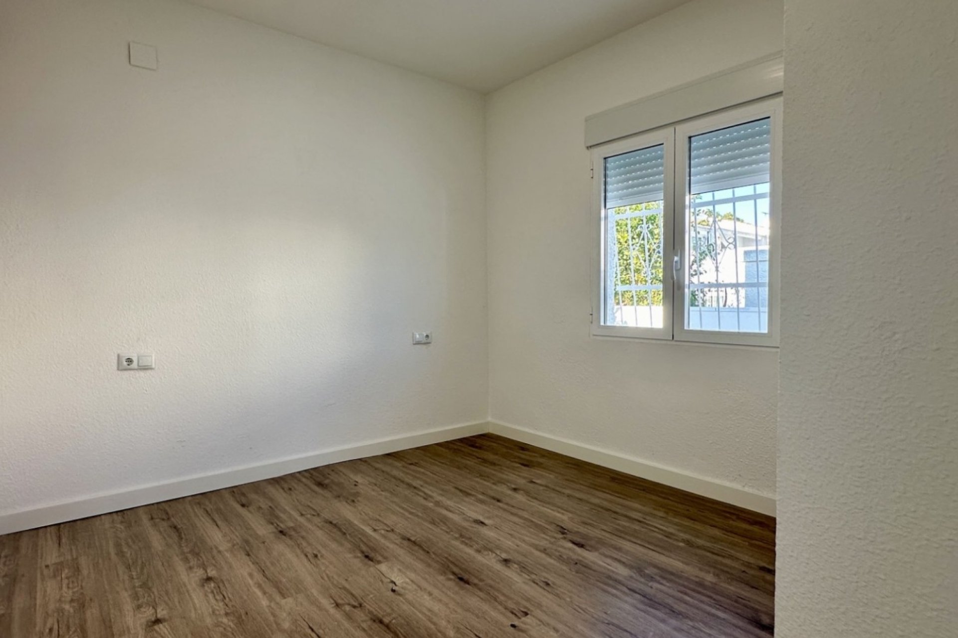 Resale - Bungalow -
Orihuela Costa - Costa Blanca