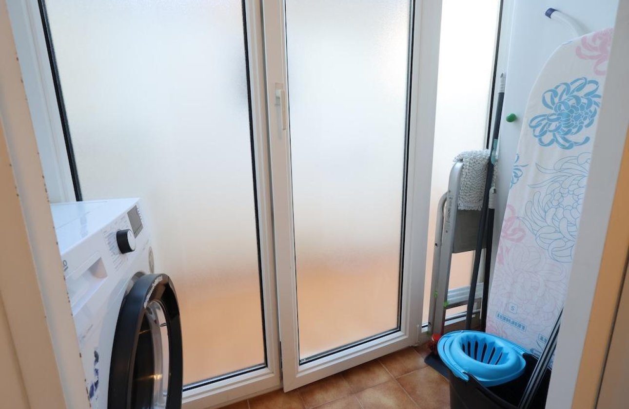 Resale - Bungalow -
Orihuela Costa - Costa Blanca