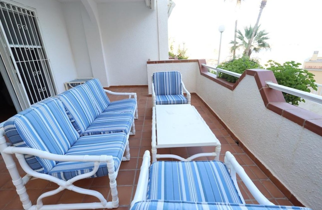 Resale - Bungalow -
Orihuela Costa - Costa Blanca