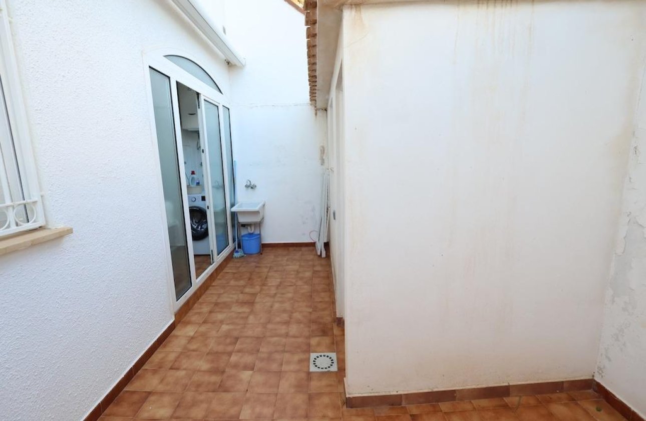 Resale - Bungalow -
Orihuela Costa - Costa Blanca