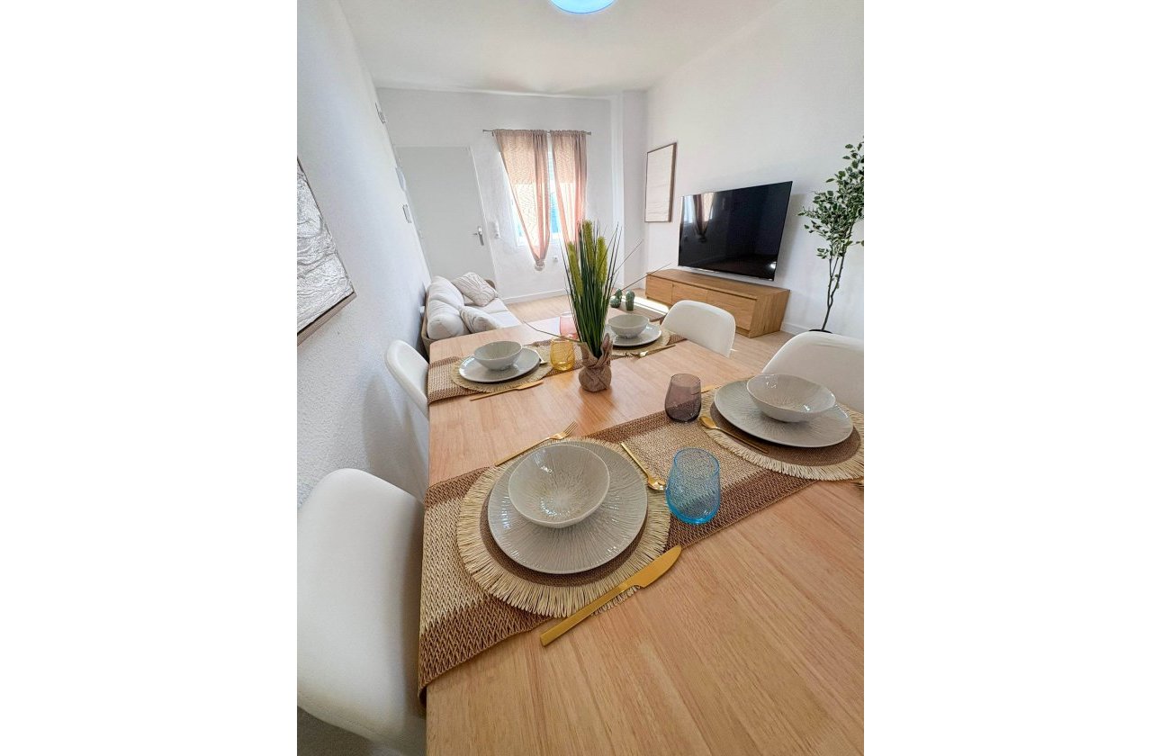 Resale - Bungalow -
Orihuela Costa - Costa Blanca