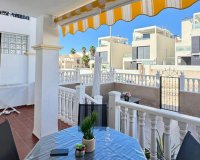 Resale - Bungalow -
Orihuela Costa - Costa Blanca