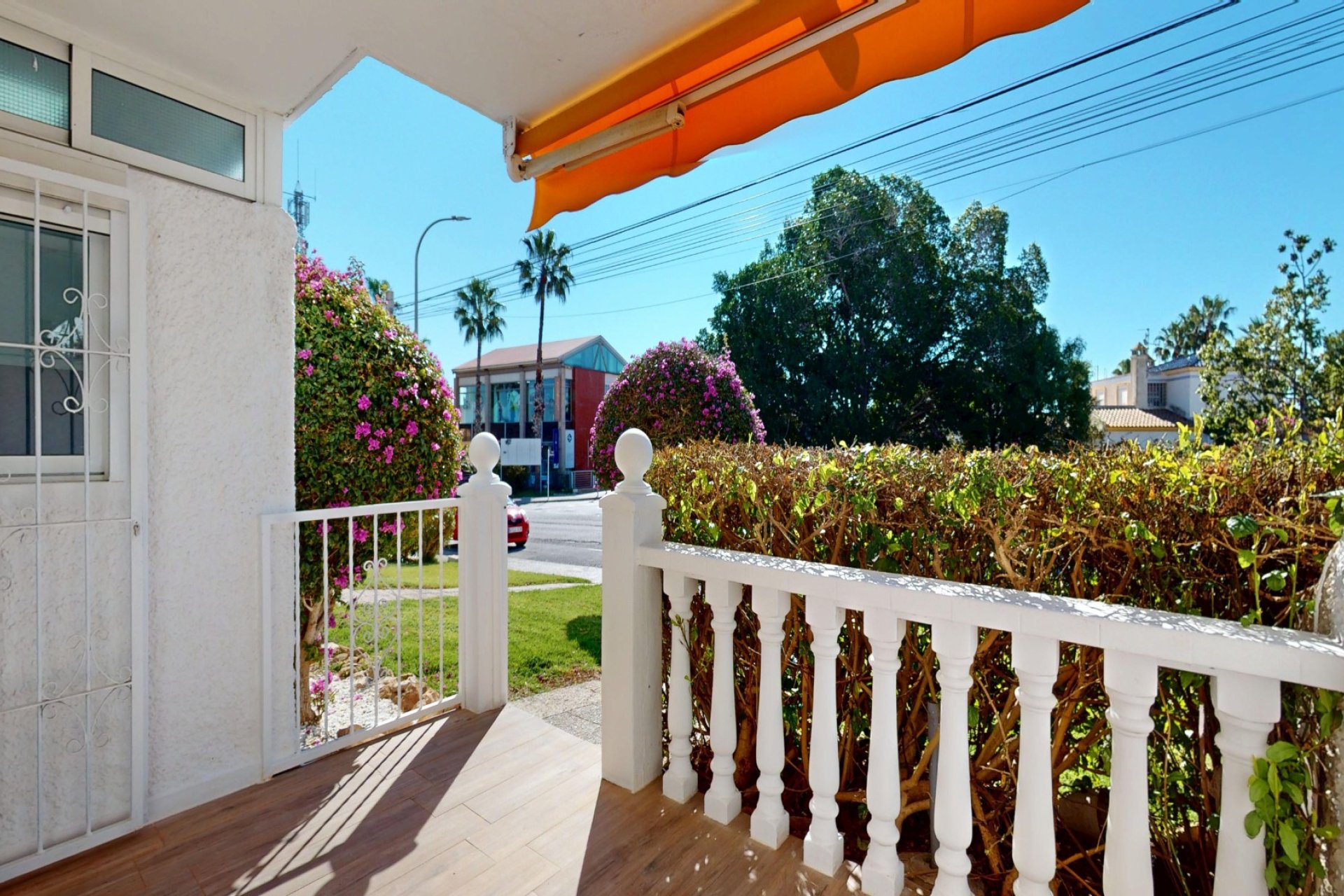 Resale - Bungalow -
Orihuela Costa - Costa Blanca