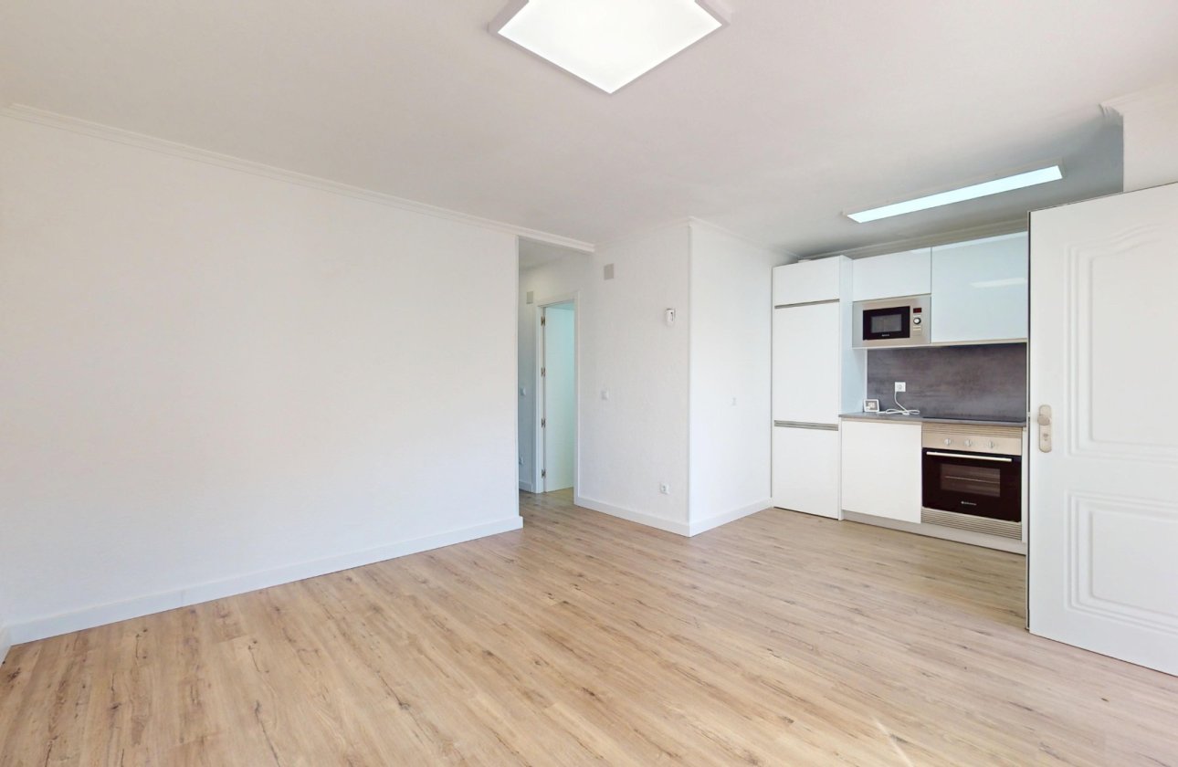 Resale - Bungalow -
Orihuela Costa - Costa Blanca