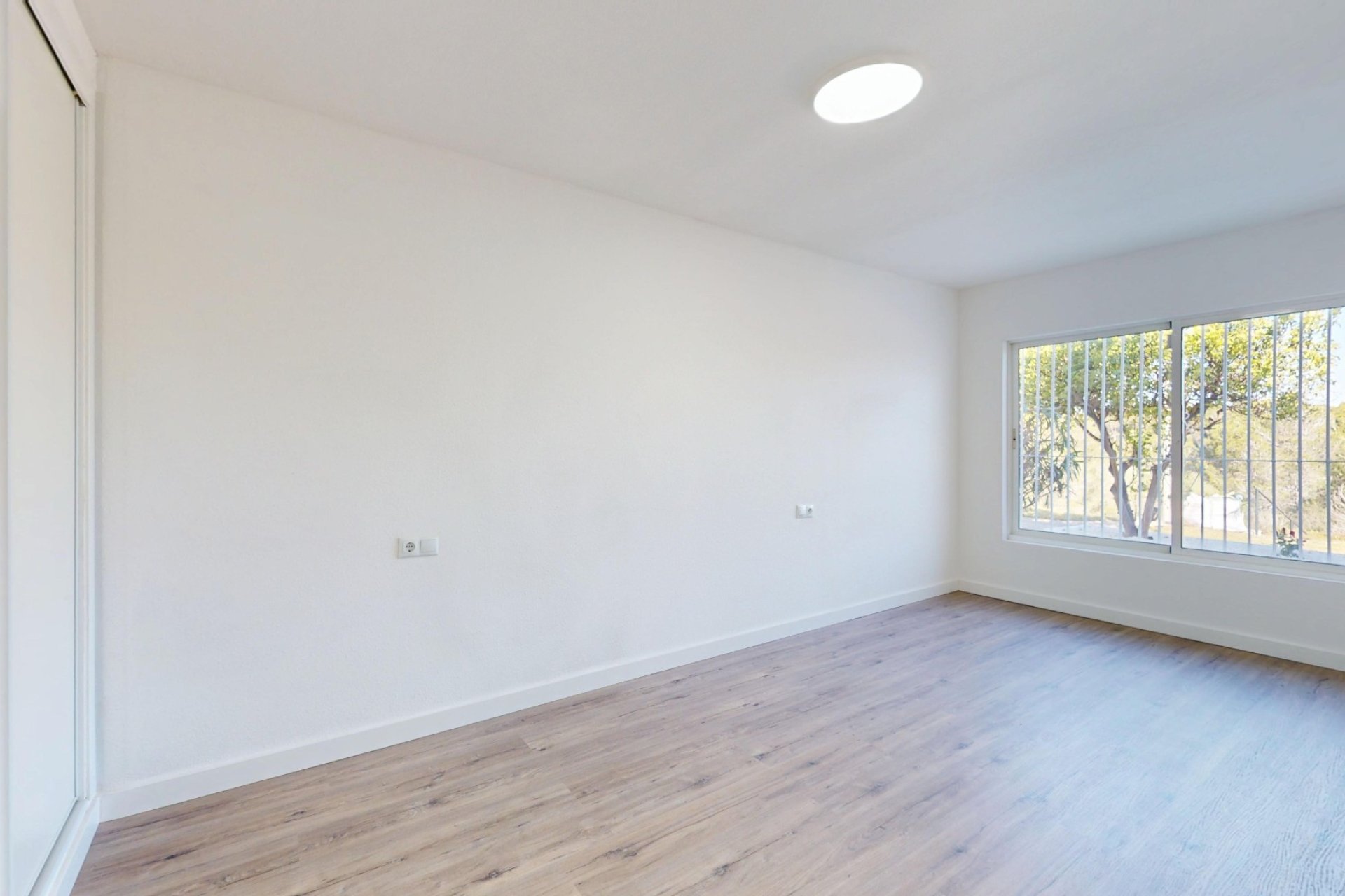 Resale - Bungalow -
Orihuela Costa - Costa Blanca