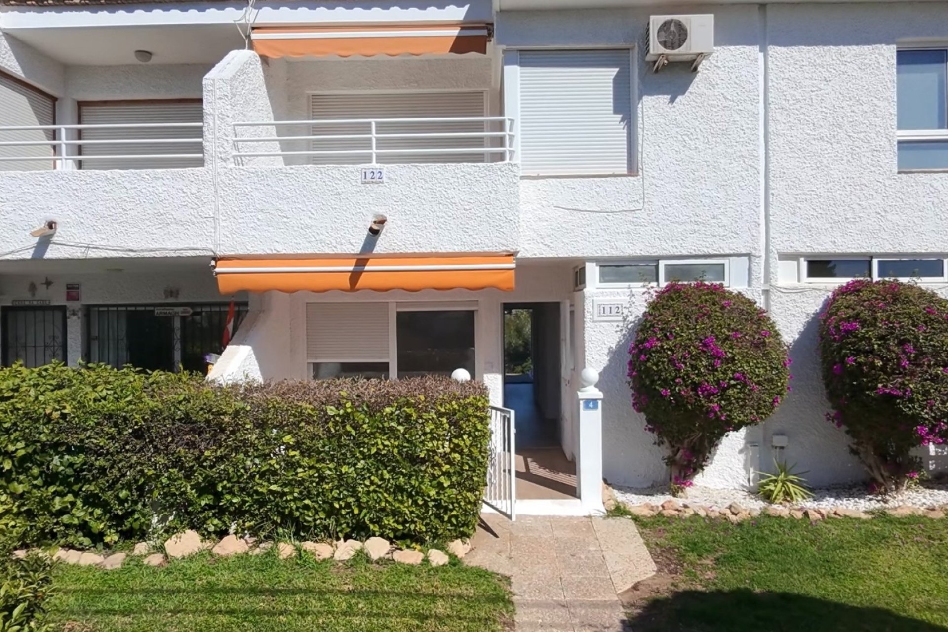 Resale - Bungalow -
Orihuela Costa - Costa Blanca