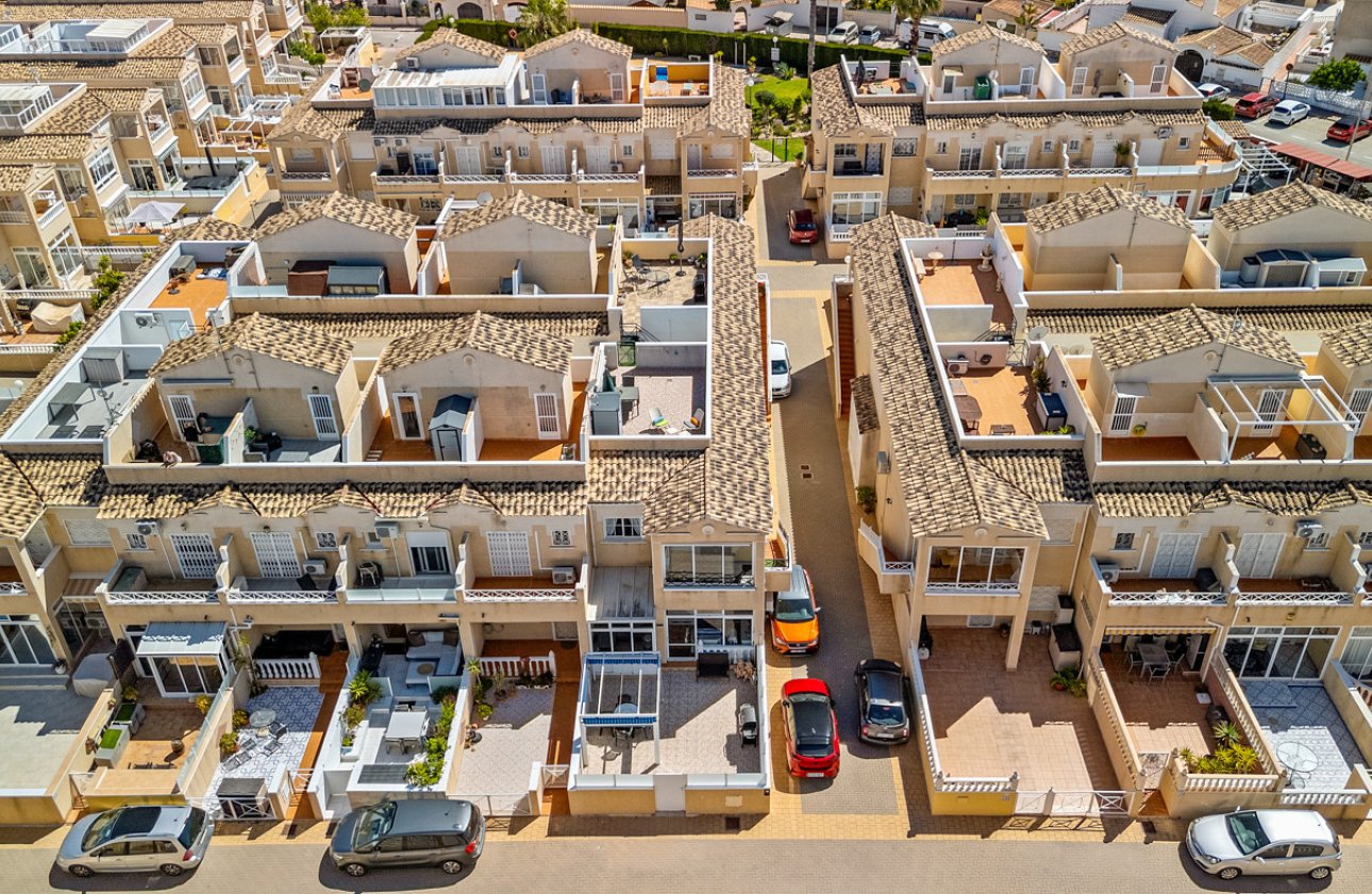 Resale - Bungalow -
Orihuela Costa - Costa Blanca