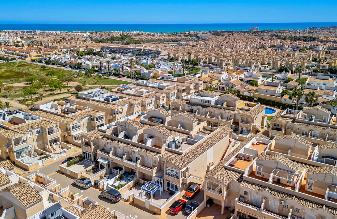 Resale - Bungalow -
Orihuela Costa - Costa Blanca