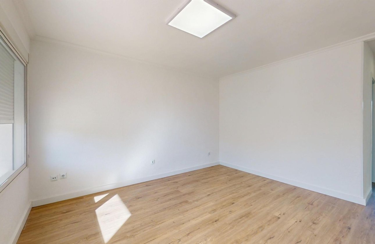Resale - Bungalow -
Orihuela Costa - Costa Blanca