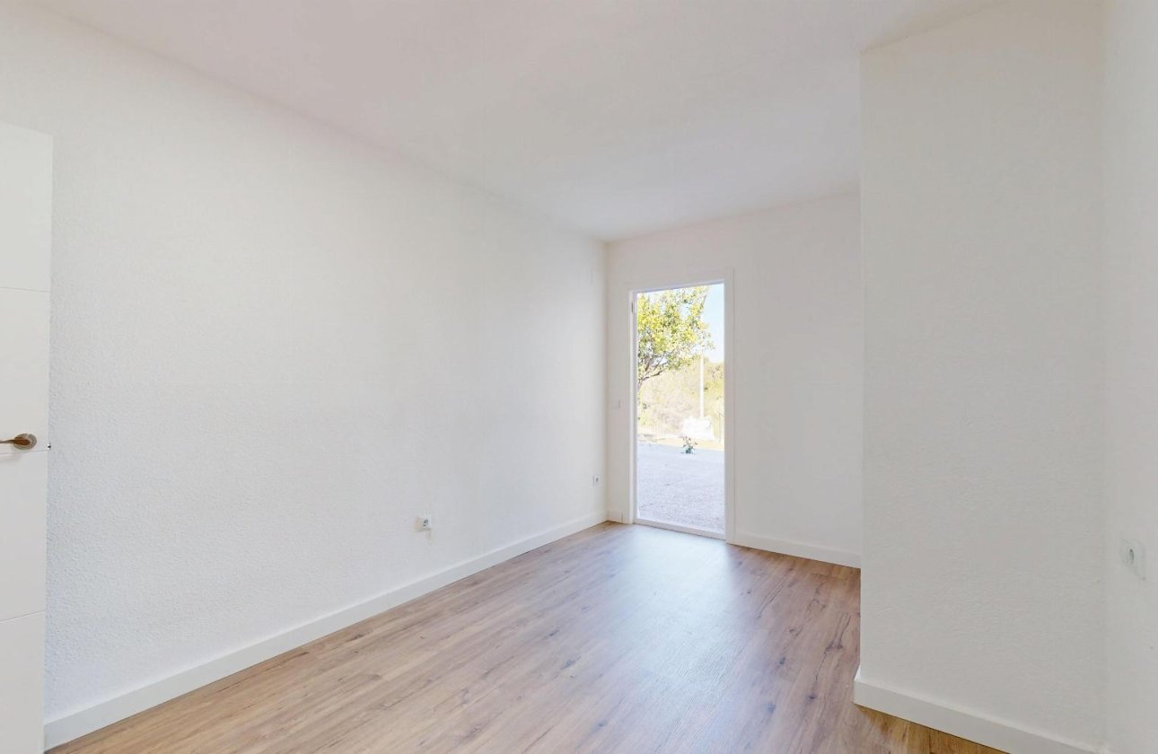 Resale - Bungalow -
Orihuela Costa - Costa Blanca