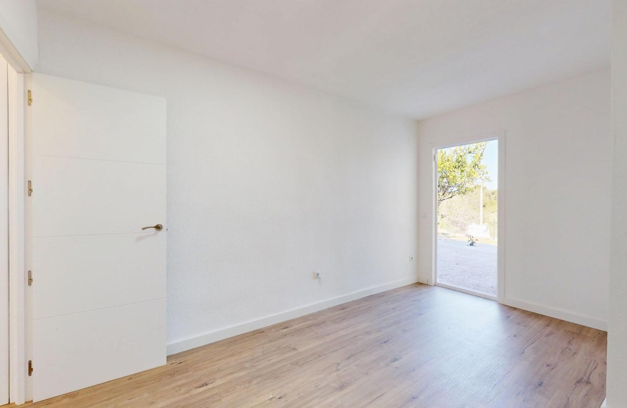 Resale - Bungalow -
Orihuela Costa - Costa Blanca