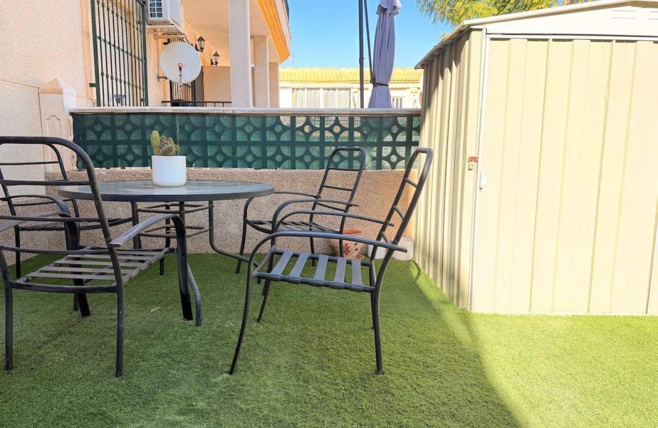 Resale - Bungalow -
Orihuela Costa - Costa Blanca