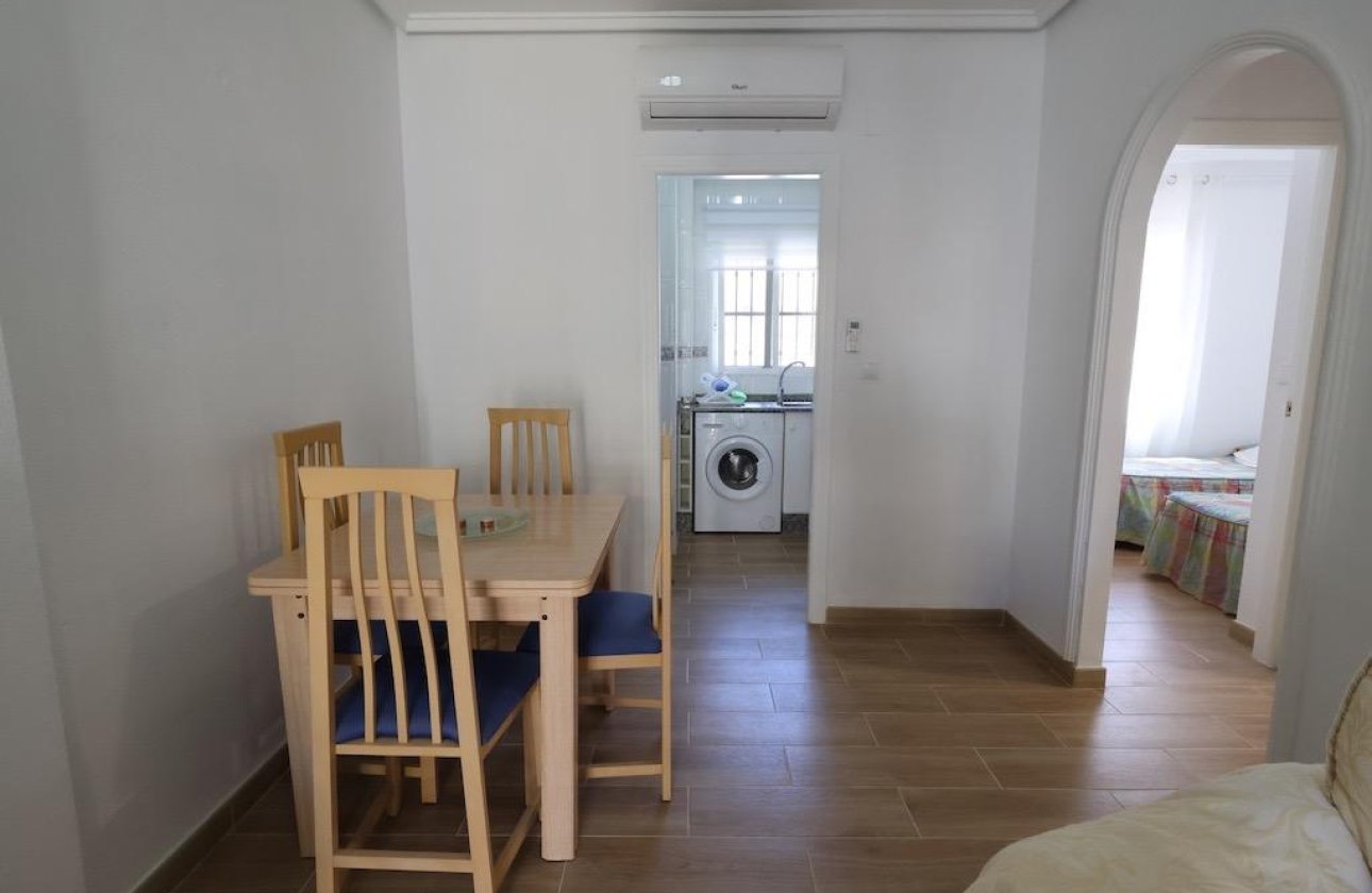 Resale - Bungalow -
Orihuela Costa - Costa Blanca