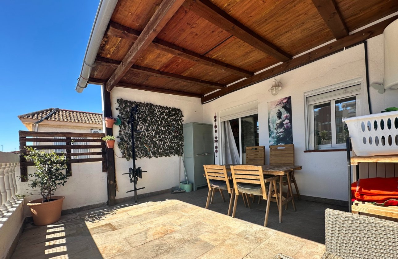 Resale - Bungalow -
Orihuela Costa - Costa Blanca