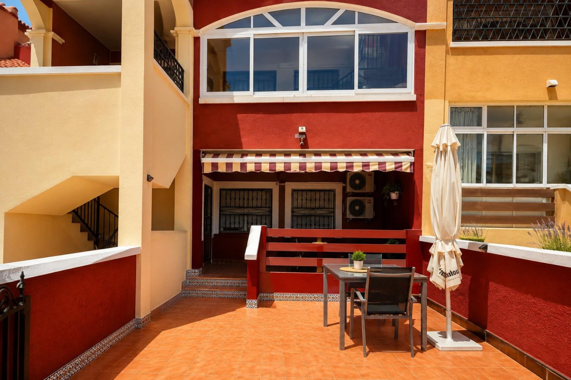 Resale - Bungalow -
Orihuela Costa - Costa Blanca