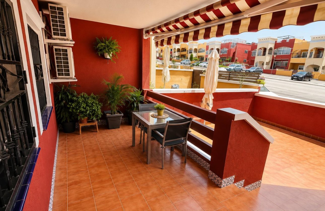 Resale - Bungalow -
Orihuela Costa - Costa Blanca