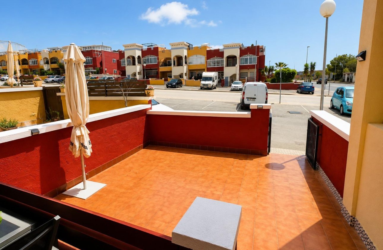 Resale - Bungalow -
Orihuela Costa - Costa Blanca