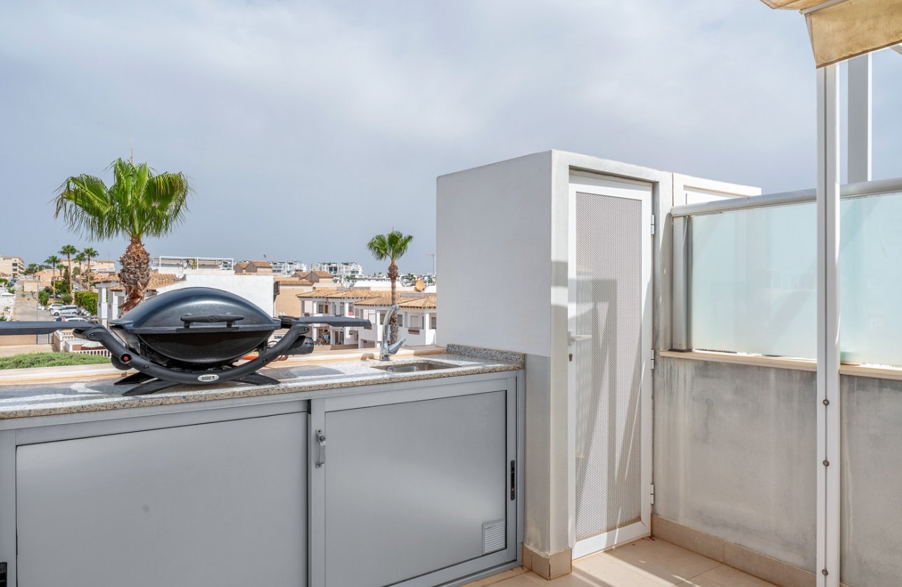 Resale - Bungalow -
Orihuela Costa - Costa Blanca