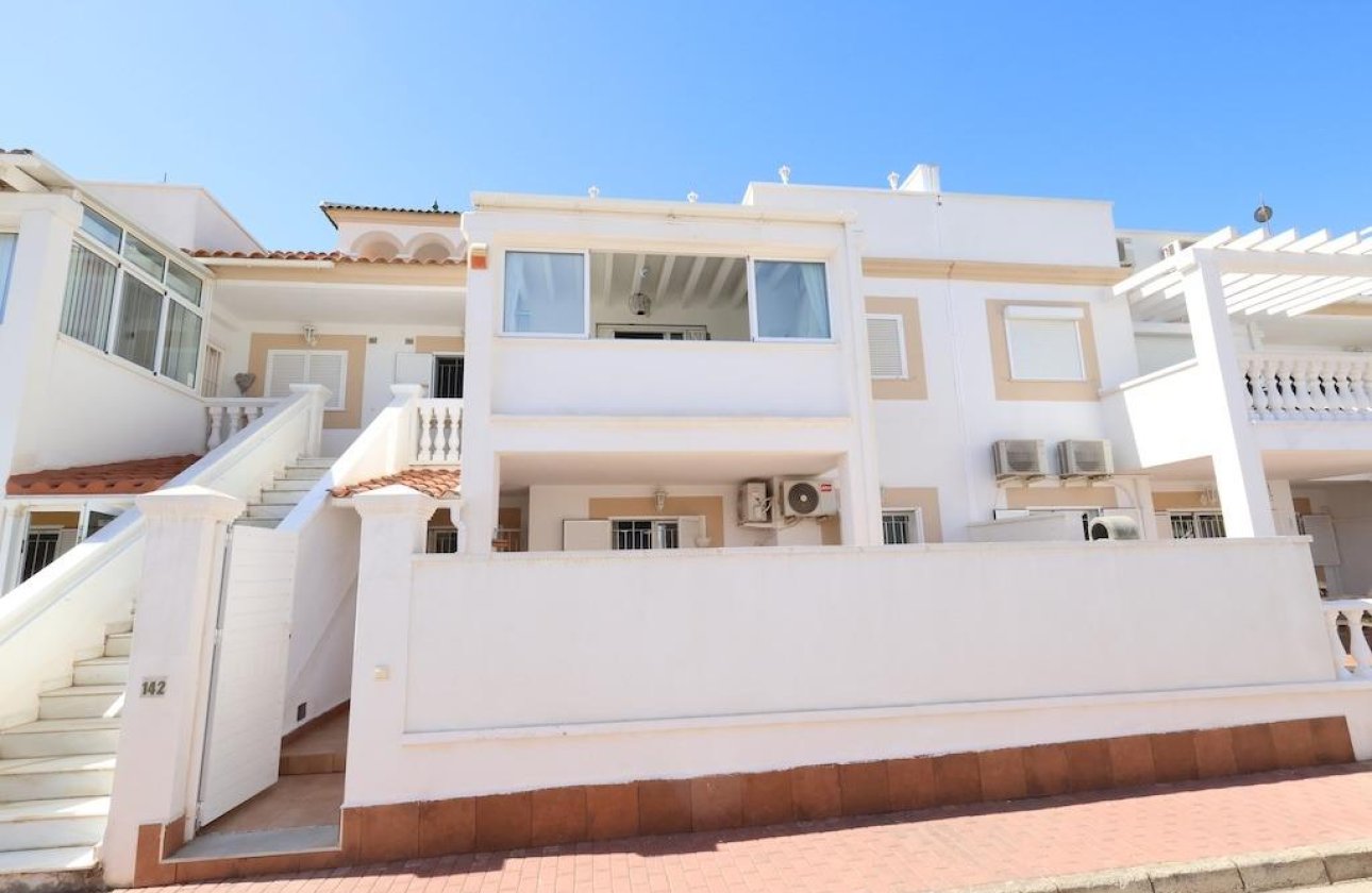 Resale - Bungalow -
Orihuela Costa - Costa Blanca