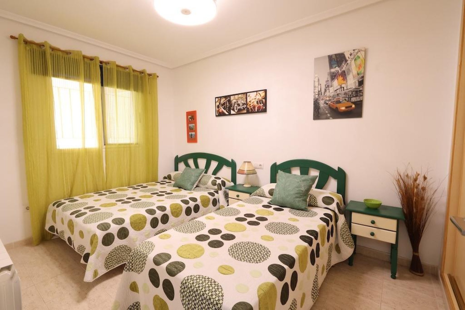 Resale - Bungalow -
Orihuela Costa - Costa Blanca