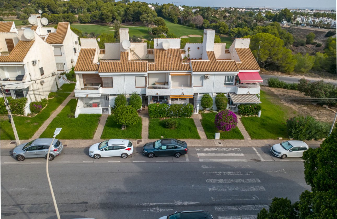 Resale - Bungalow -
Orihuela Costa - Costa Blanca