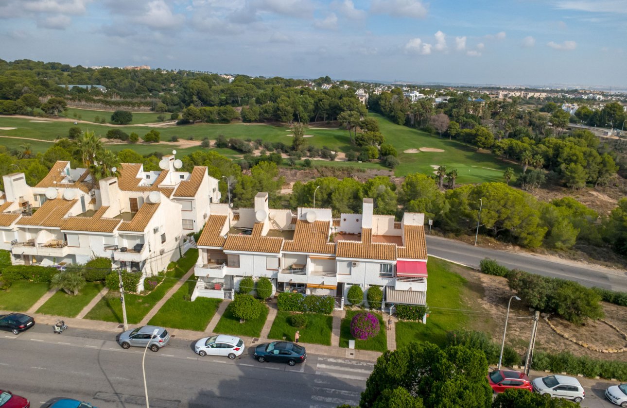 Resale - Bungalow -
Orihuela Costa - Costa Blanca