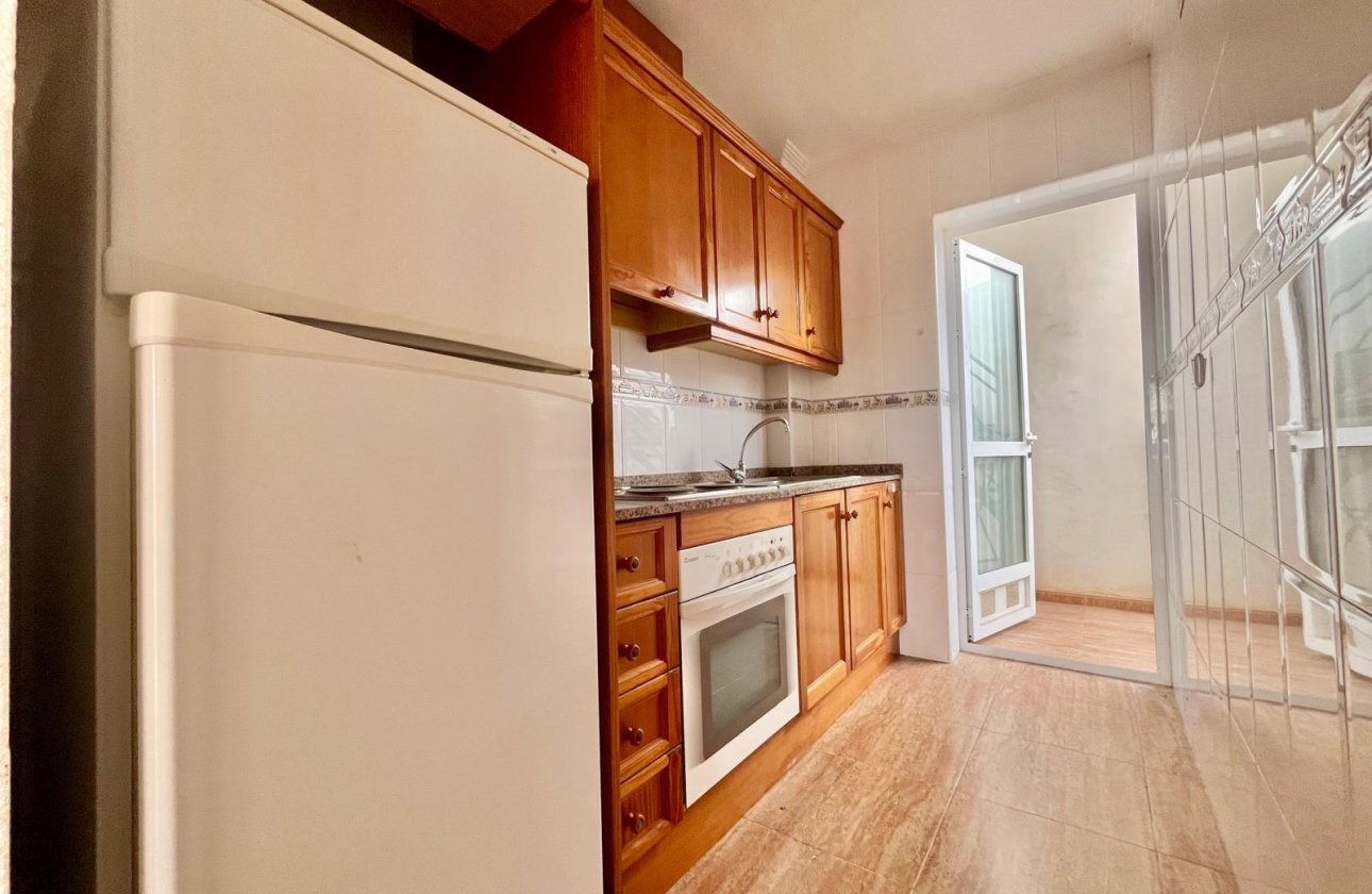 Resale - Bungalow -
Orihuela Costa - La Chismosa