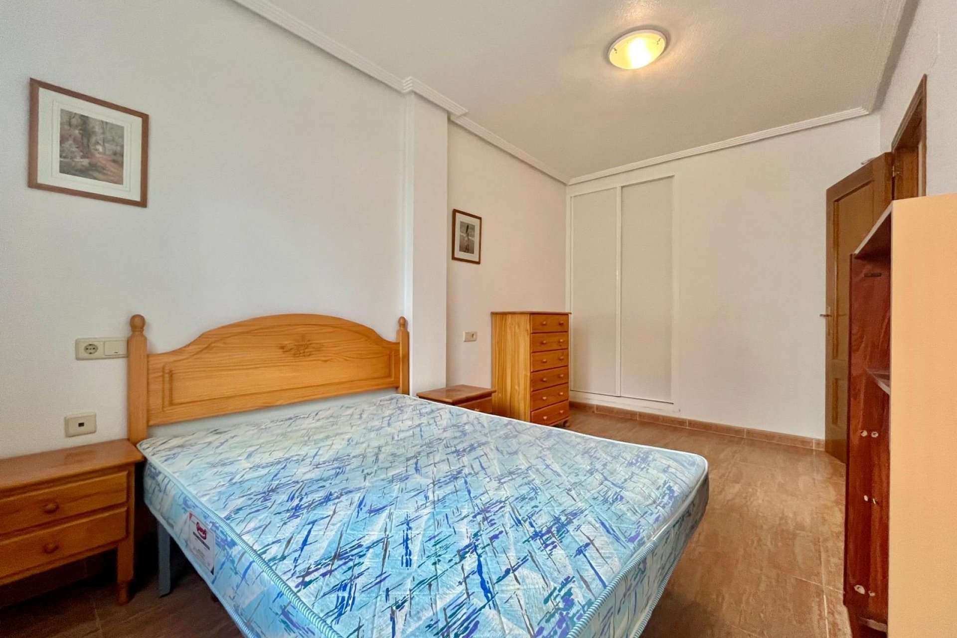 Resale - Bungalow -
Orihuela Costa - La Chismosa