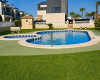 Resale - Bungalow -
Orihuela Costa - Lomas de Cabo Roig